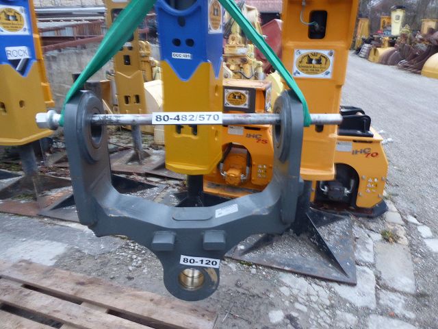 Kreuz-Gelenk Greifergabel LIEBHERR Bagger-Aufnahme 80-482/570 mm, unten 80 mm