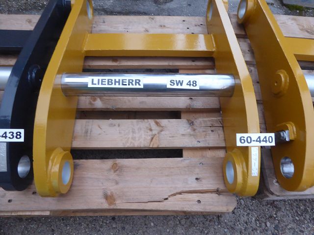 SW-Adapter für Greifergabelaufnahme LIEBHERR SW 48