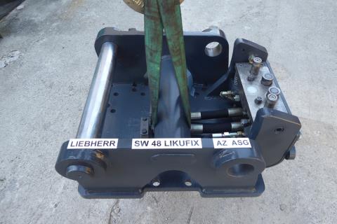 Schnellwechsler-Adapterplatte mit Likufix-Aufnahme, 4 Leitungen, für Abbruchzange/Abbruchsortiergreifer LIEBHERR SW 48 Likufix