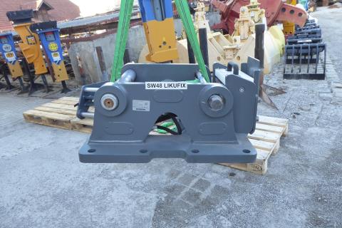 Schnellwechsler-Adapterplatte mit Likufix-Aufnahme, XL-Ausführung 730x730mm, 5 Leitungen, Bohrbild nach Kundenangabe LIEBHERR SW 48 Likufix XL