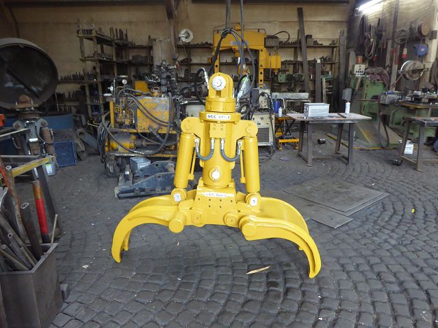 Greiferhydraulik-Dreheinheit GTS GTS ZG 2.5 + Thumm-Drehmotor KD 5