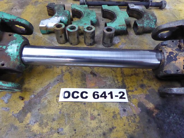 KINSHOFER C05H-35 – Werkstattfoto, Kolbenstange mit Bolzenklemmen und OCC-Etikett