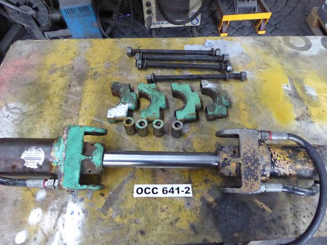 KINSHOFER C05H-35 – Werkstattfoto, komplette Zylinderbaugruppe mit Einzelteilen